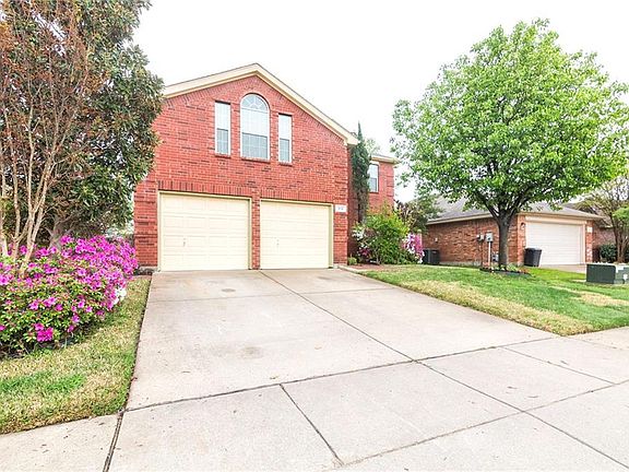 3rd image of 913 Windbrook Dr