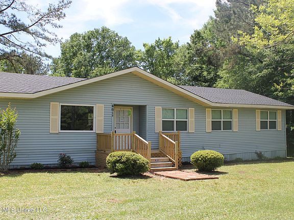 4th image of 461B Roberts Rd