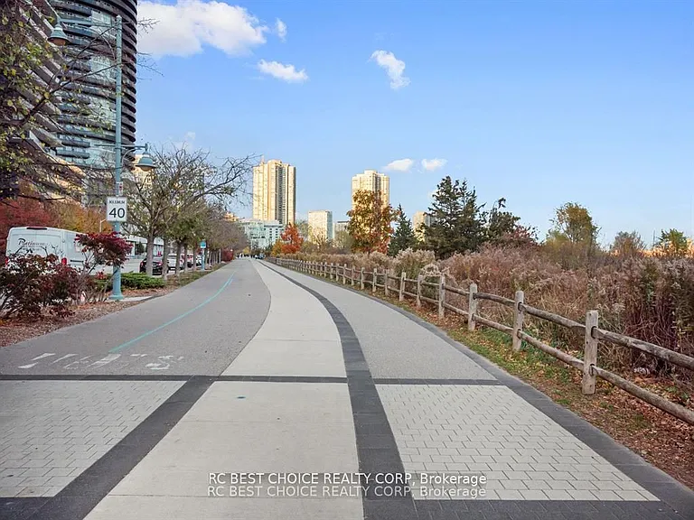 65 Annie Craig Dr #1008 — Photo 34
