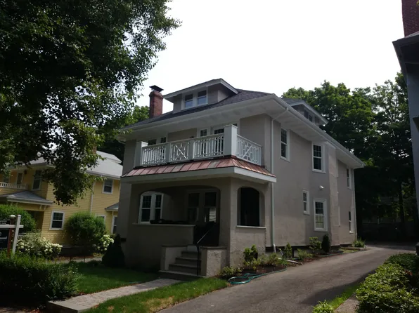 31 Stetson St #2, Brookline, MA 02446