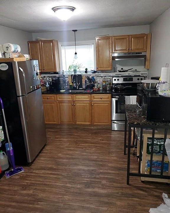 1st image of 36 Essex St APT 9