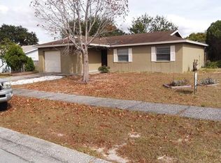 2569 Summit St, Palm Harbor, FL 34683
