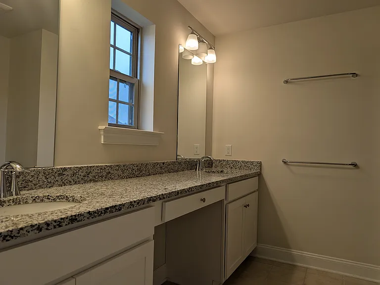 35 Dahlia Dr — Photo 13