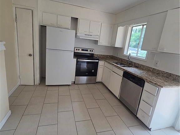 4th image of 3621 Glen Mora Dr