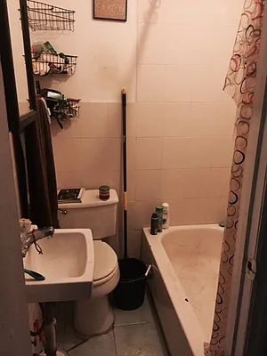 Rented by Premier Metro Realty Corp | media 11