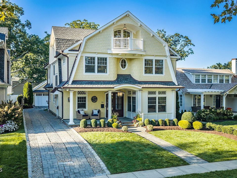 1st image of 218 Worthington Avenue
