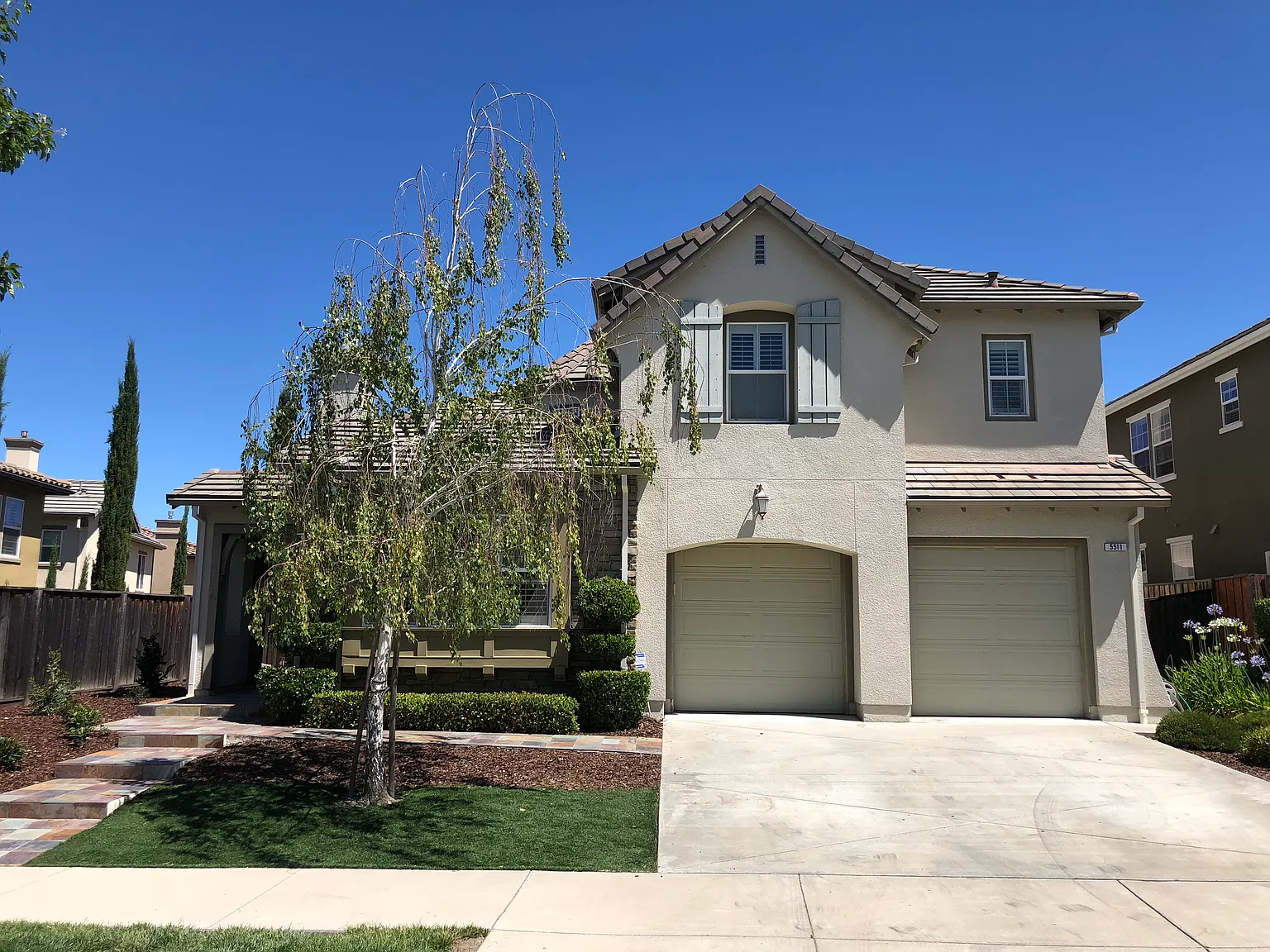 5511 London Way photo 1