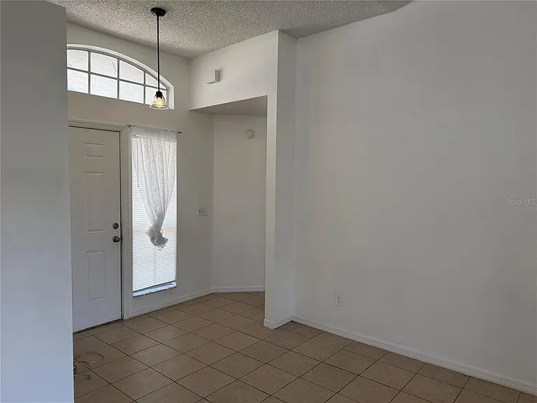 14601 Eagles Crossing Dr — Photo 9