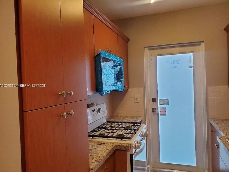 8035 Byron Ave #2 — Photo 4