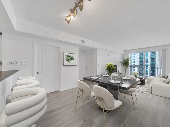 7350 SW 89th St APT 2008S, Miami, FL 33156