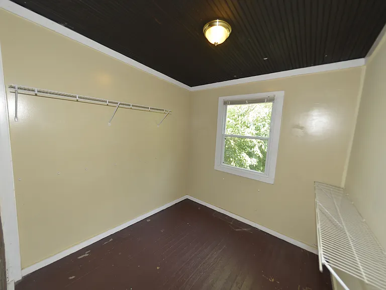 2112 Portis Aveapt #A — Photo 13