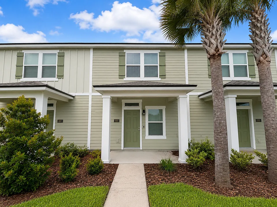 903 Rivertree Pl