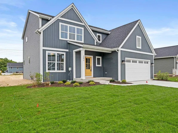 297 Apple Grove Ln, Valparaiso, IN 46385