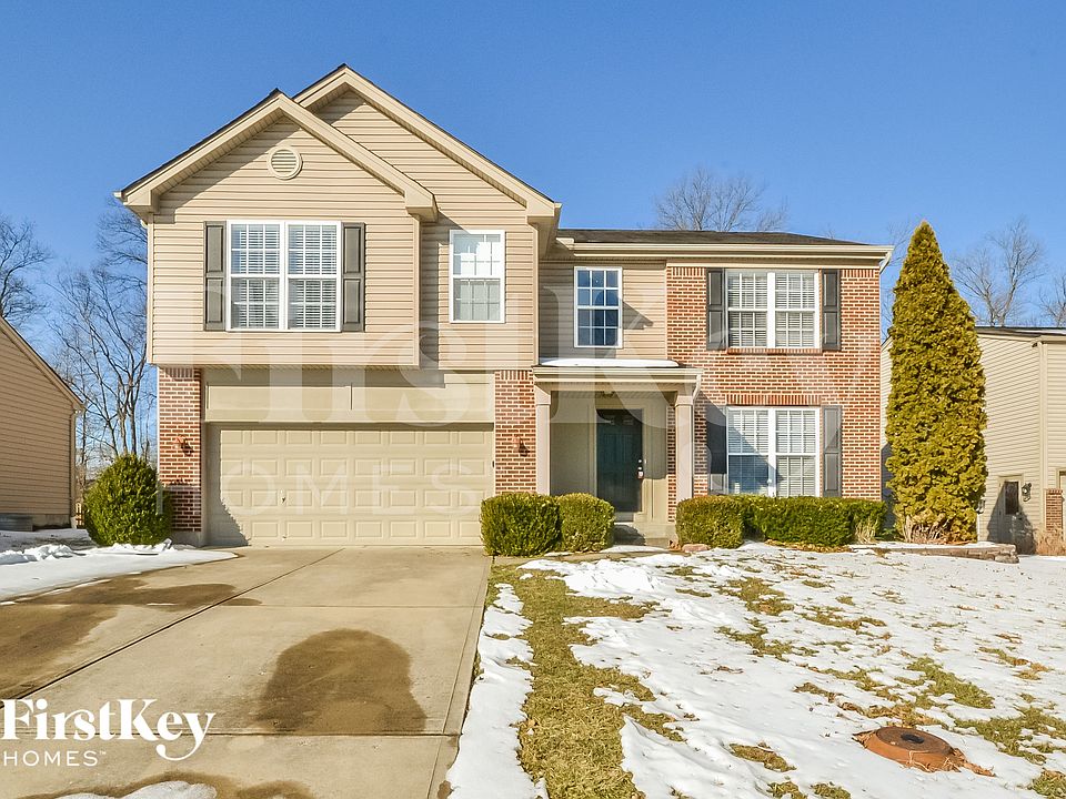 1st image of 17 Woodside Park Dr
