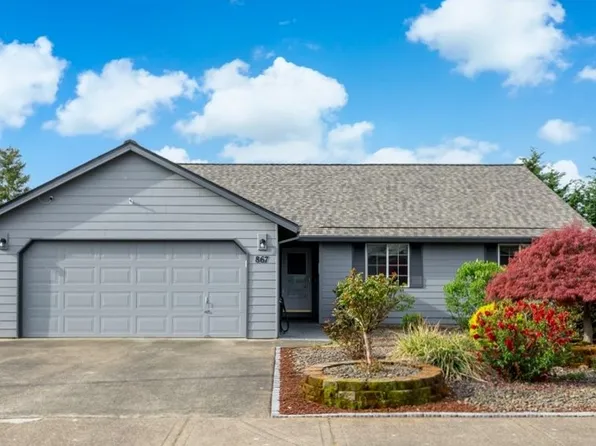 867 16th St, Lafayette, OR 97127