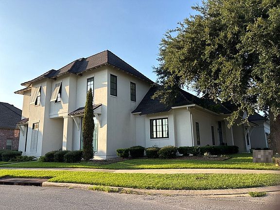 2nd image of 300 Brightwood Dr