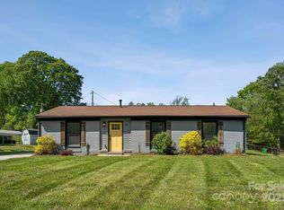 500 Dedmon Dr, Charlotte, NC 28216