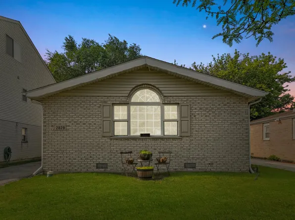 2829 140th Pl, Blue Island, IL 60406