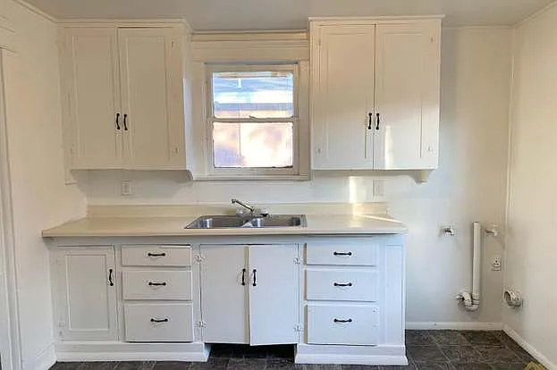 118 Eye St — Photo 21