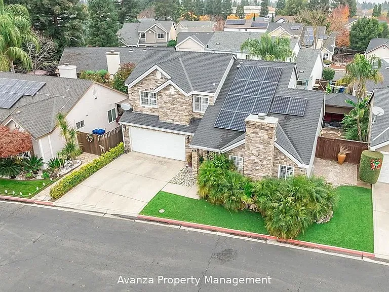 8735 N Cedar Ave — Photo 18