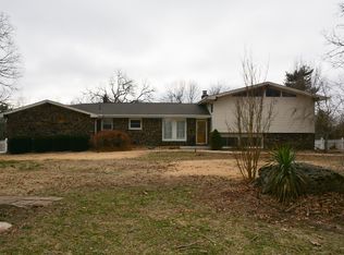 5740 E Catalpa St, Springfield, MO 65809