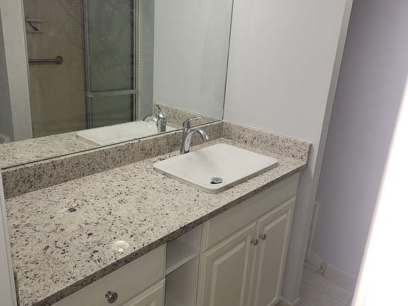 New Master vanity and top