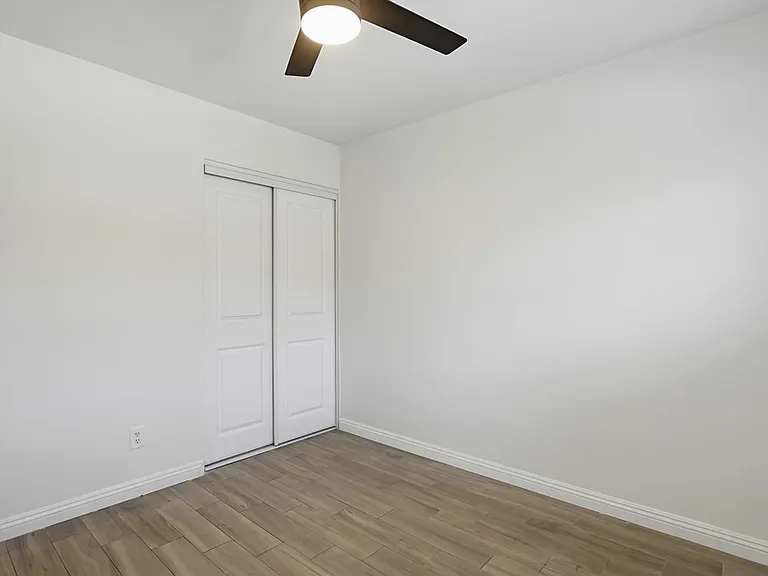 4253 1/2 Altadena Ave #1/2 — Photo 5