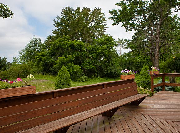 deck looking out towards the catskills.