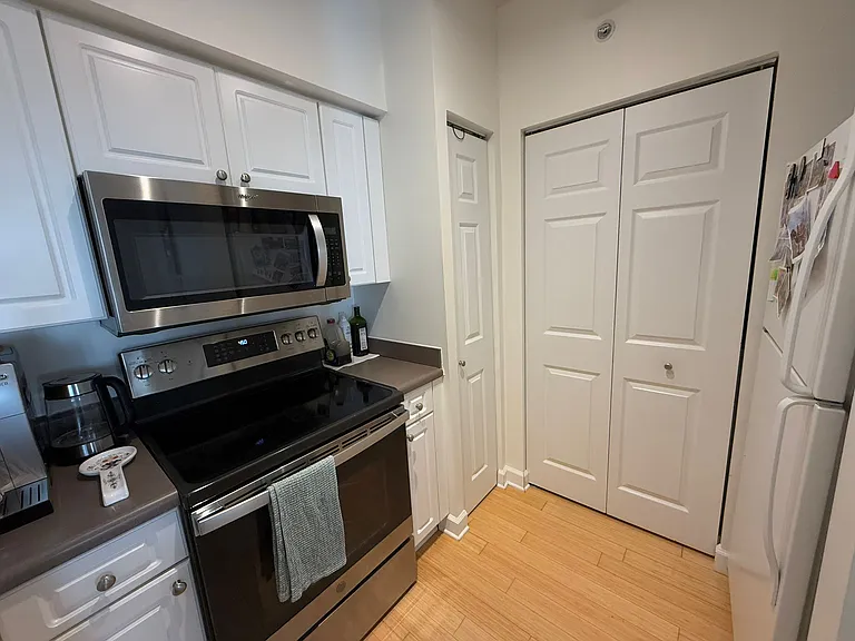 17145 N Bay Rd #Penthouse 4609 — Photo 5