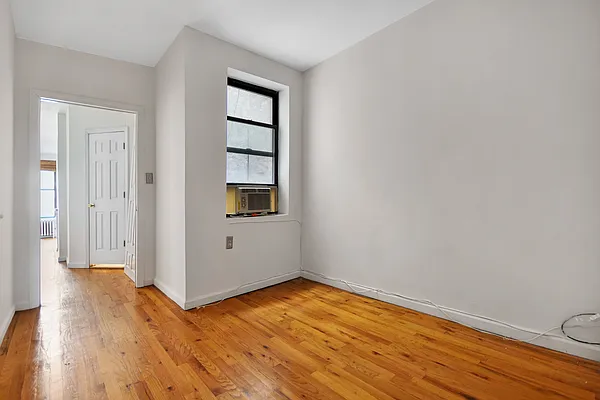 Rented by Compass | media 13