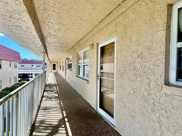 10036 63rd Ave N, Saint Petersburg, FL