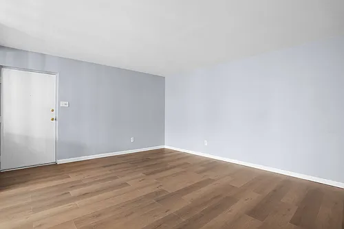 4278 Chateau De Ville Dr #D Photo 1
