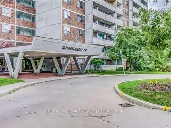 301 Prudential Dr #1708, Toronto, ON M1P 4V3