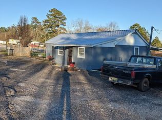 8690 Balm Rd, Equality, AL 36026