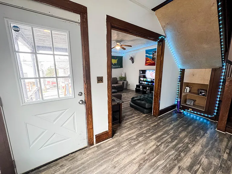 215 Prospect St — Photo 12
