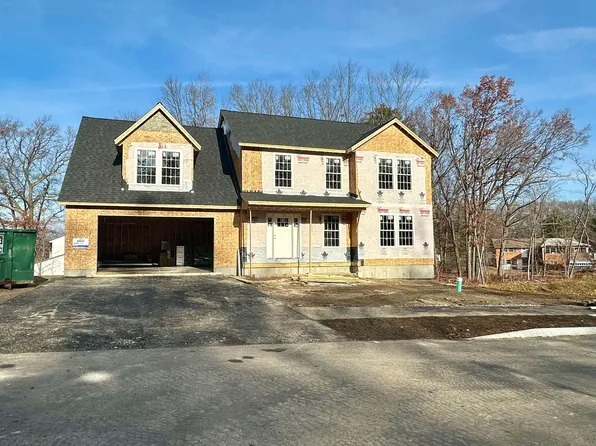 11 Saddleback Drive, Nashua, NH 03060