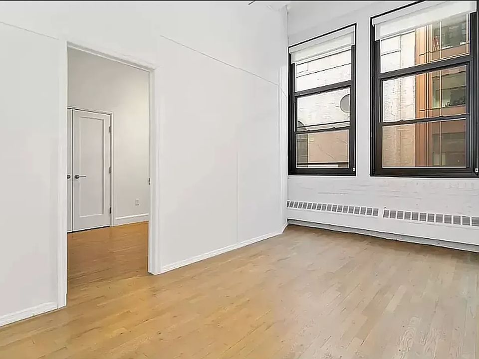 1st image of 110 Greenwich St APT 2A