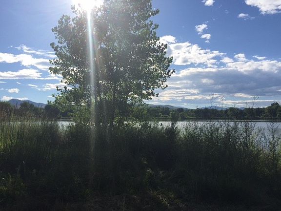 Walking distance to Kendrick Lake!