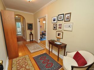 143 Garth Road #5J, Scarsdale, NY 10583