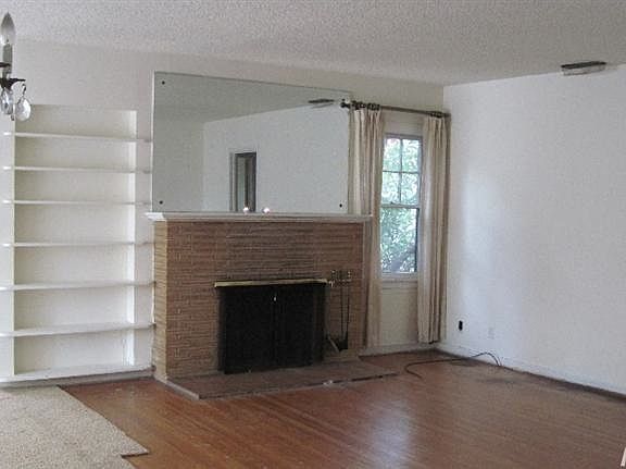4th image of 1430 52nd St