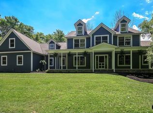 8444 Emerald Glen Ct, Kirtland, OH 44094