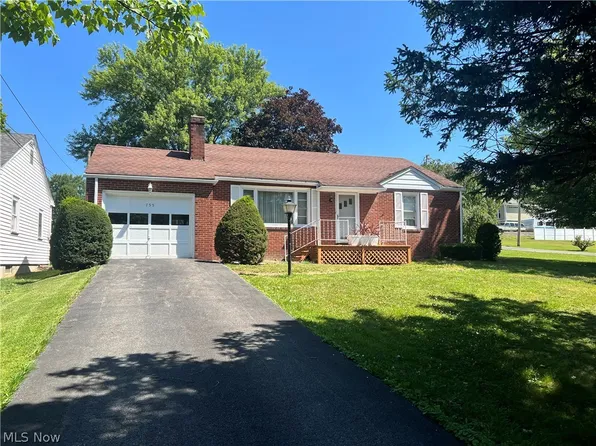 755 Midway Ln, East Liverpool, OH 43920