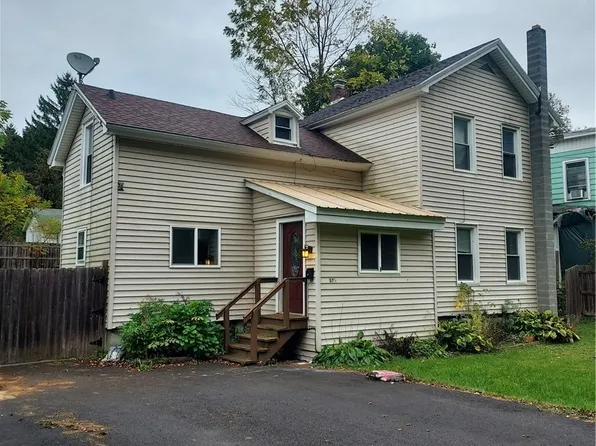 57 1/2 Churchill St, Little Falls, NY 13365