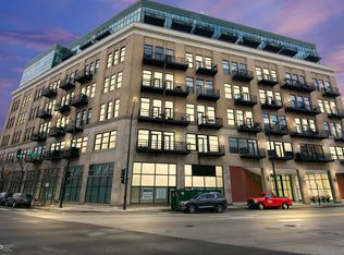 130 S Ashland Ave #420, Chicago, IL 60607