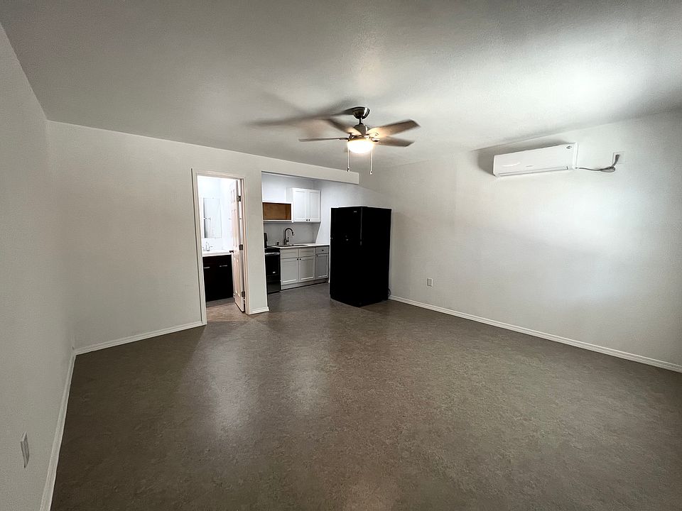 1st image of 5110 Sandalwood Ln