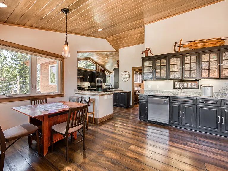 8204 Meeks Bay Ave — Photo 15
