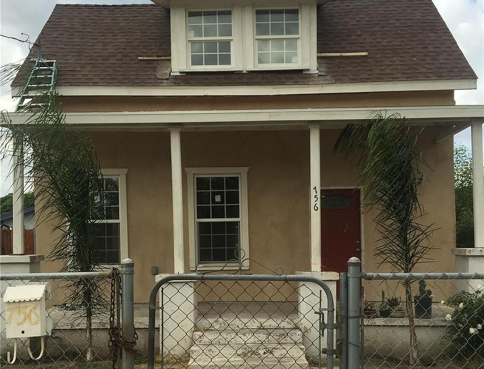 1st image of 756 W 9th St