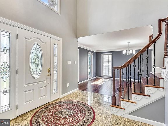 5th image of 7463 Rosewood Manor Ln