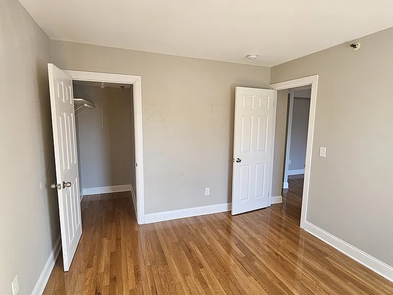 143 Sheffield Ave #1B — Photo 3