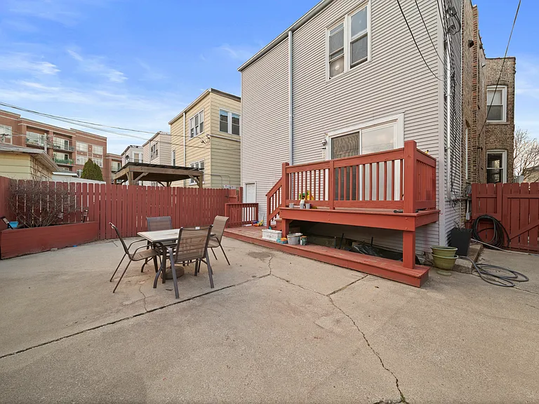 5009 W Montrose Ave #G — Photo 13